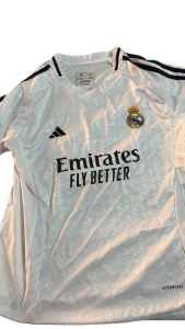 Maglia + Shorts Mbappe Real Madrid 28 Bambino PC