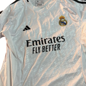 Maglia + Shorts Mbappe Real Madrid 28 Bambino PC